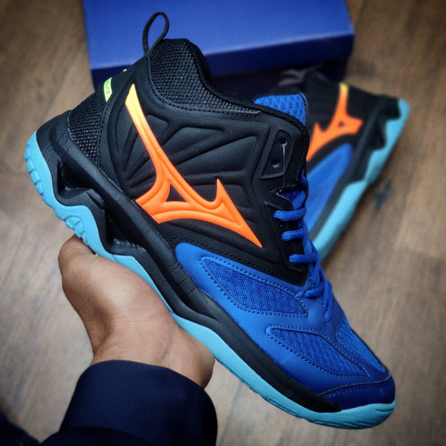 کفش والیبال میزانو مدل Mizuno Dynablitz