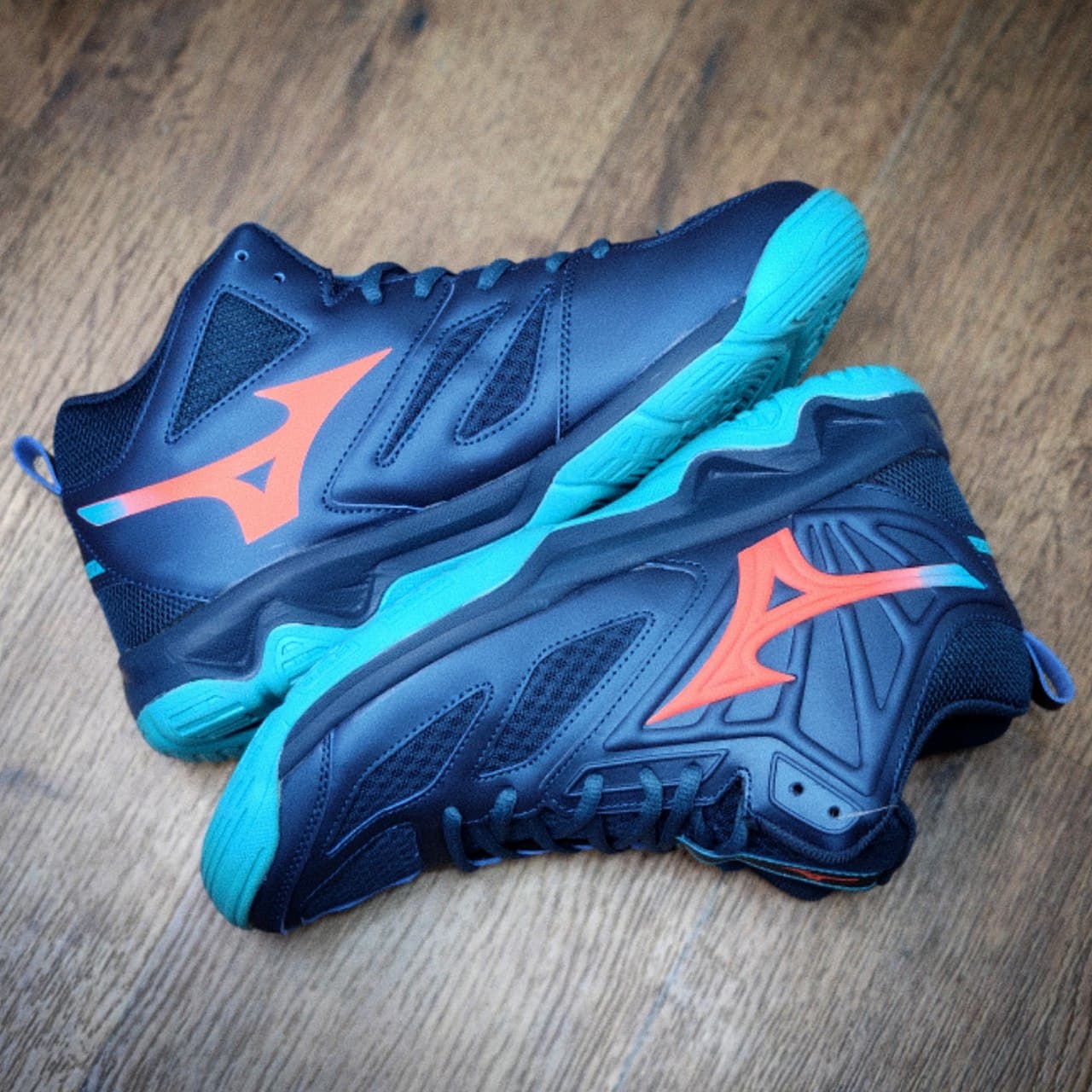 خرید کفش والیبال میزانو مدل Mizuno Dynablitz