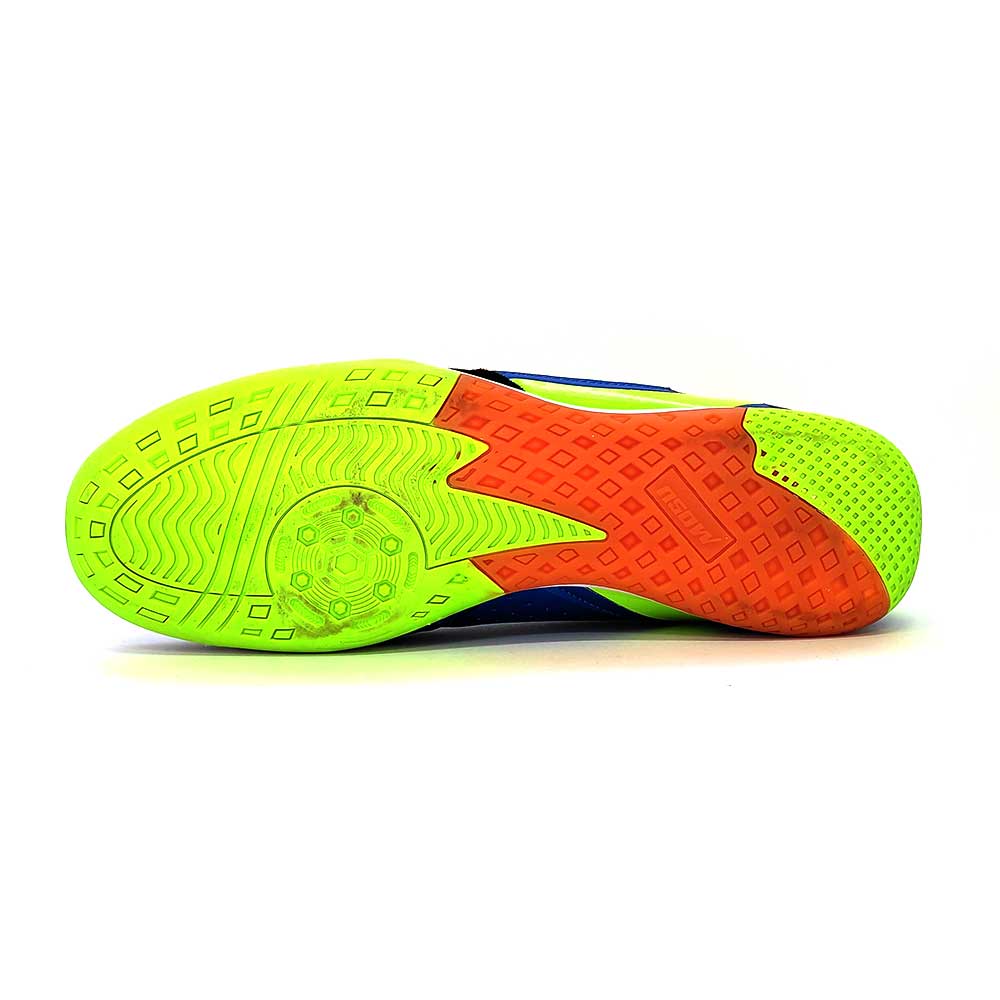 Mosu futsal shoes