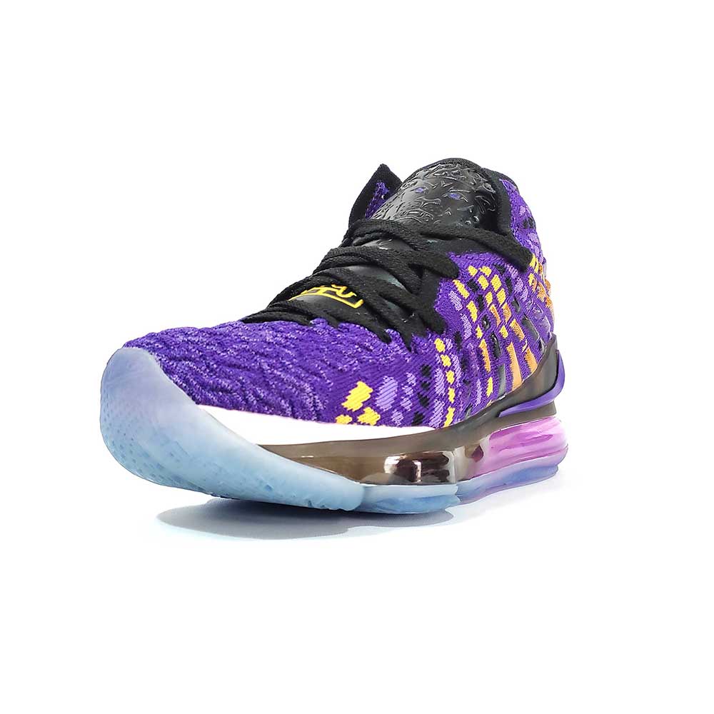 کفش بسکتبال زنانه نایک مدل Nike Lebron 17