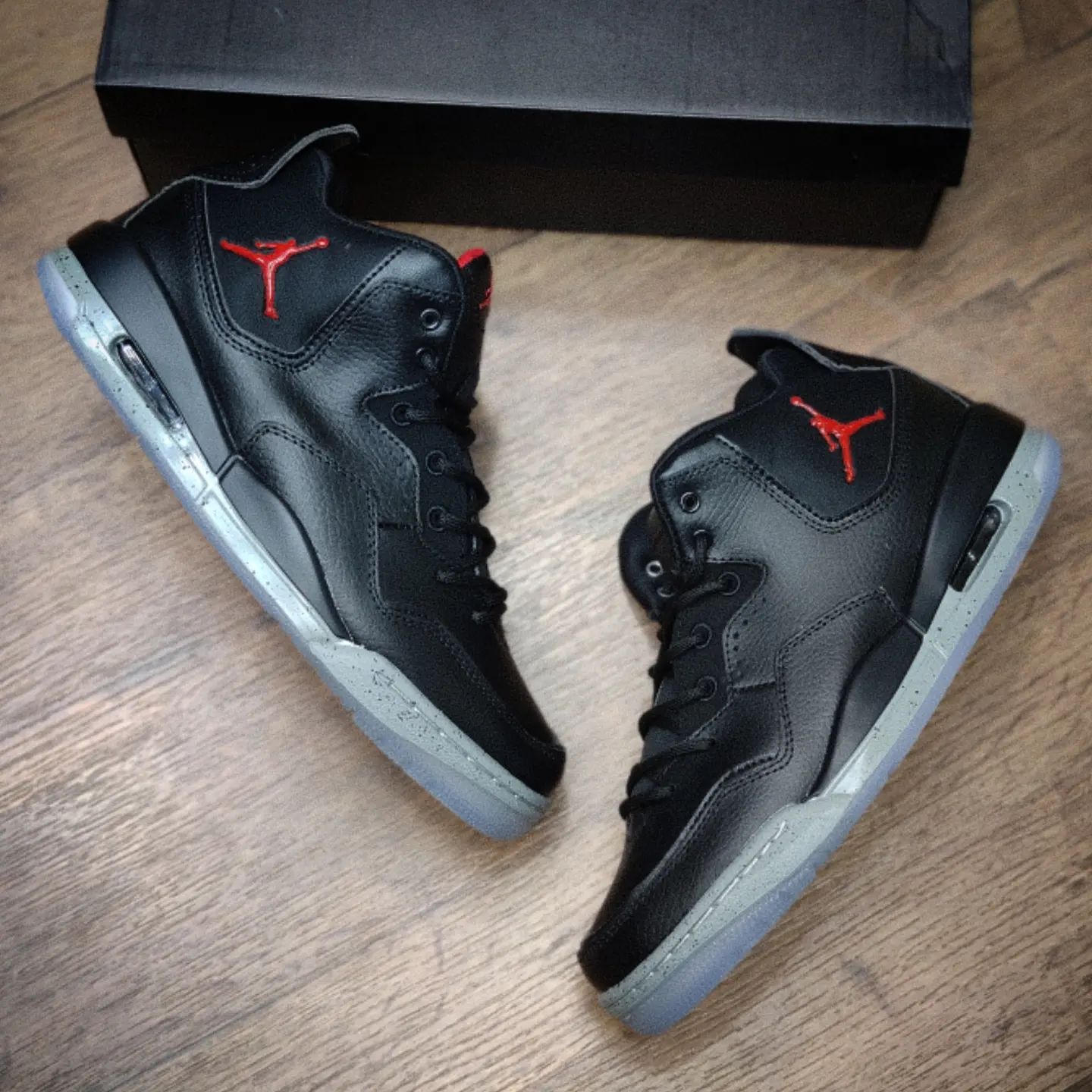 کفش بسکتبال نایک مدل Nike Air Jordan Courtside 23
