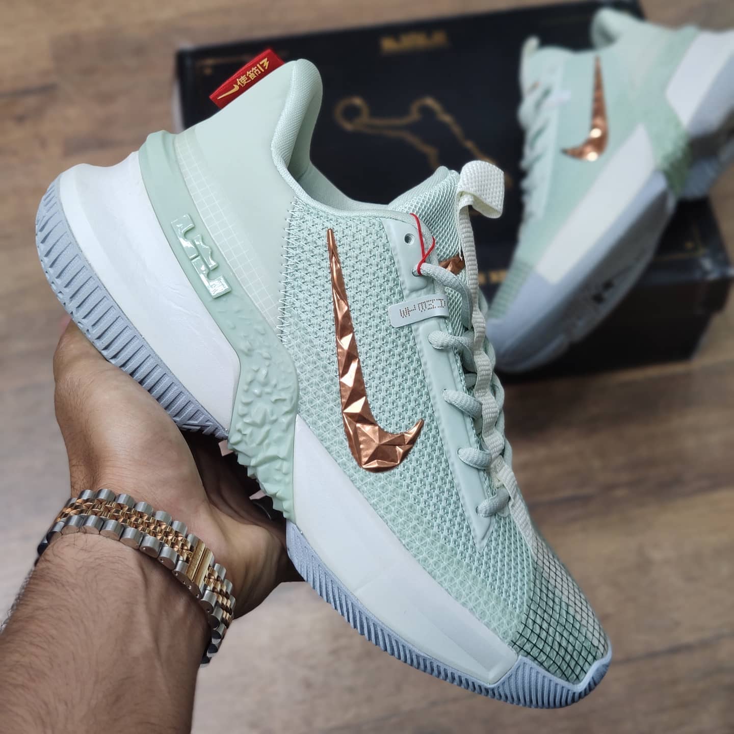 کفش بسکتبال نایک مدل Nike Lebron Ambassador 13