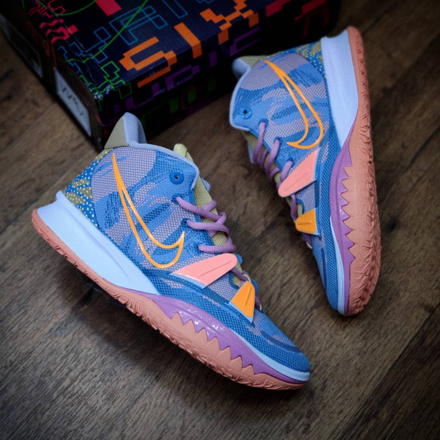 کفش بسکتبال نایک مدل Nike kyrie 7
