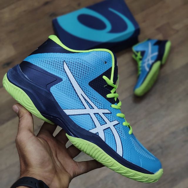 asics v swift ff