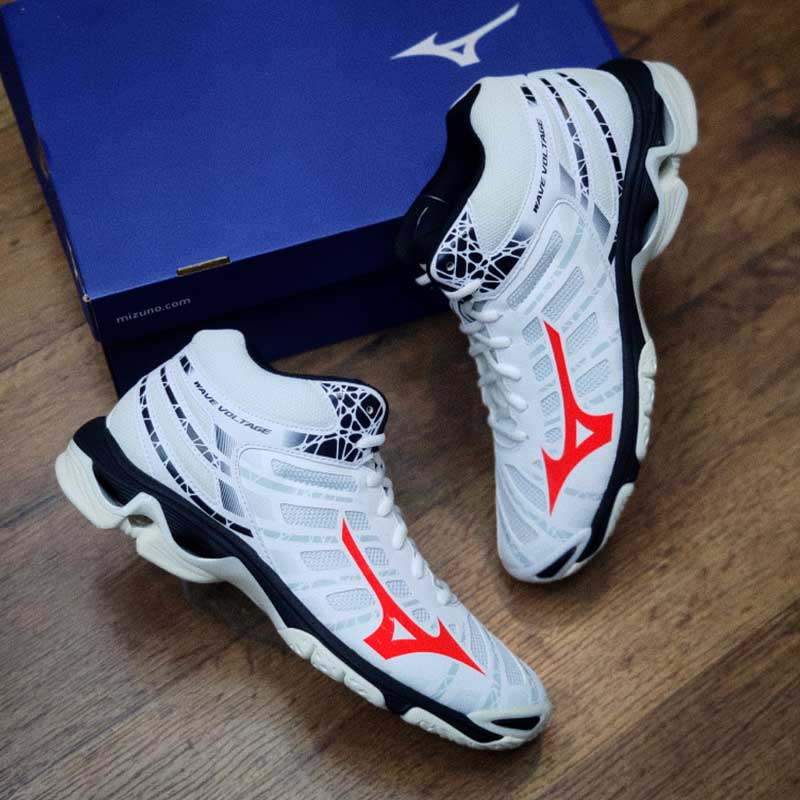 کفش والیبال اورجینال میزانو مدل MIZUNO Wave Voltage MID